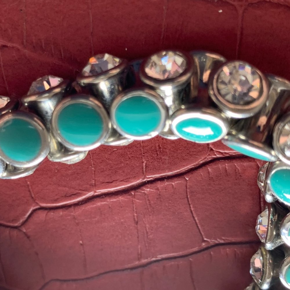 Stretch Bracelet - Picture 2 of 3